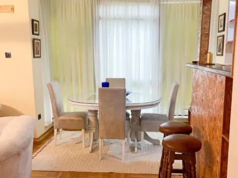 Izdavanje, dvosoban stan, 76m², Centar, Podgorica - image 8