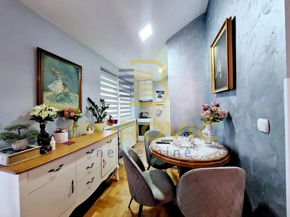 Sale, one bedroom apartment, 35m², Uciteljsko Naselje, Zvezdara Sve Podlokacije