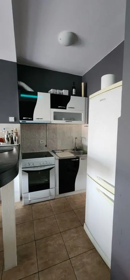 Prodaja, jednosoban stan, 35m², Spens, Novi Sad Sve Podlokacije