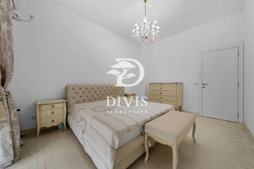 Sale, three bedroom apartment, 143m², Vukov Spomenik, Zvezdara Sve Podlokacije
