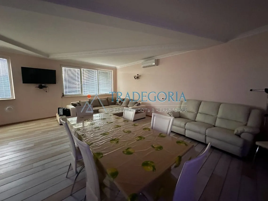 Sale, house, 859m², Dobra Voda, Bar