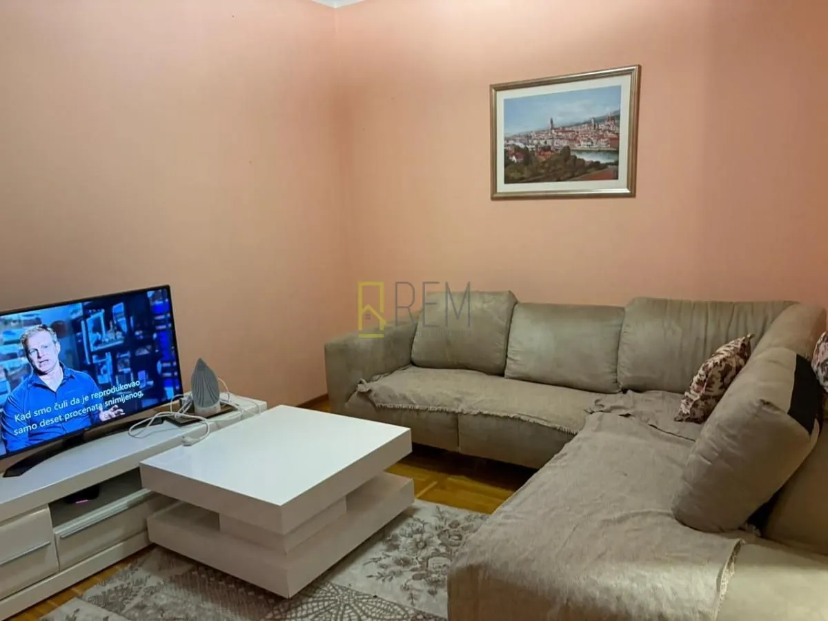 Izdavanje, dvosoban stan, 70m², Zabjelo, Podgorica