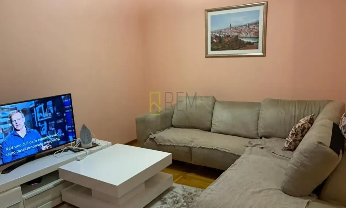 Izdavanje, dvosoban stan, 70m², Zabjelo, Podgorica