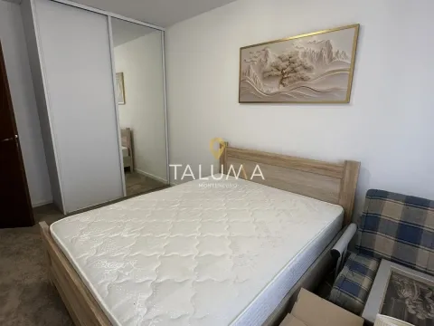 Rent, three bedroom apartment, 200m², Gorica C, Podgorica - image 9