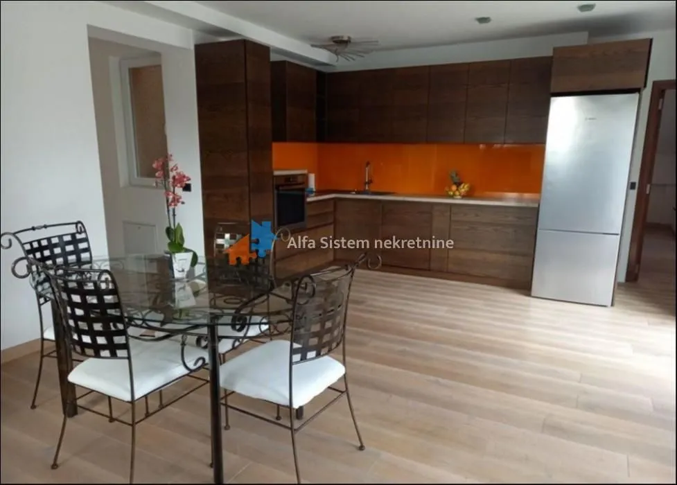 Rent, apartment, 120m², Senjak, Beograd