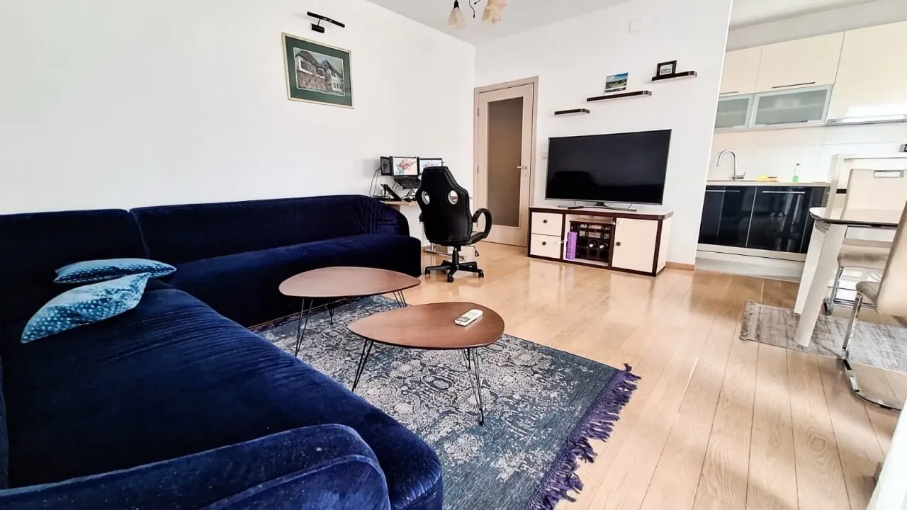 Rent, two bedroom apartment, 72m², City Kvart, Podgorica