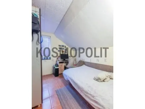 Prodaja, kuća, 172m², Zemun Ugrinovci, Zemun Sve Podlokacije - image 13