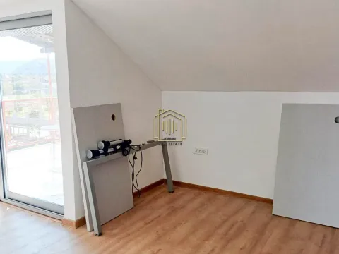 Izdavanje, poslovni prostor, 70m², Golubovci, Podgorica - image 6