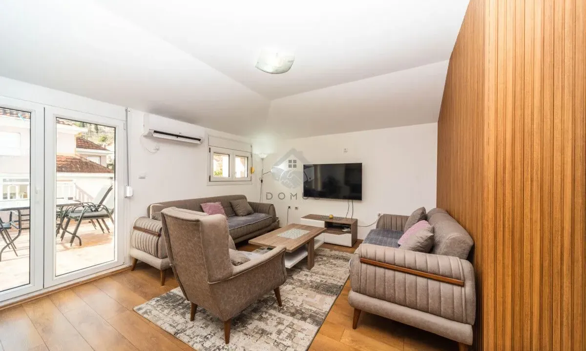 Prodaja, jednosoban stan, 58m², Momišići, Podgorica