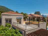 Sale, two bedroom apartment, 130m², Portonovi, Herceg Novi - image 2