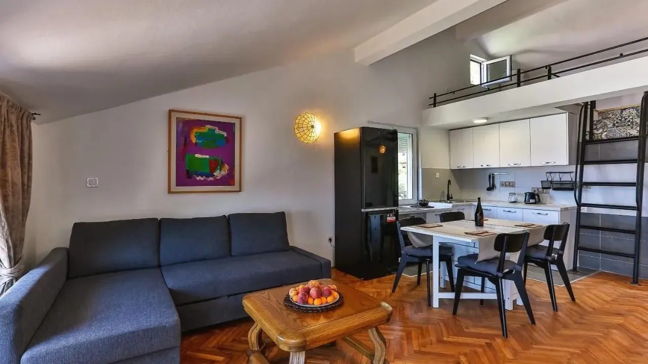 Sale, apartment, 76m², Budva, Crna Gora