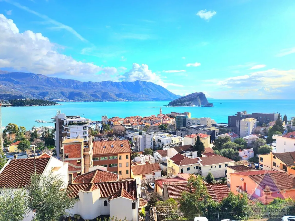 Sale, two bedroom apartment, 111m², Komoševina, Budva