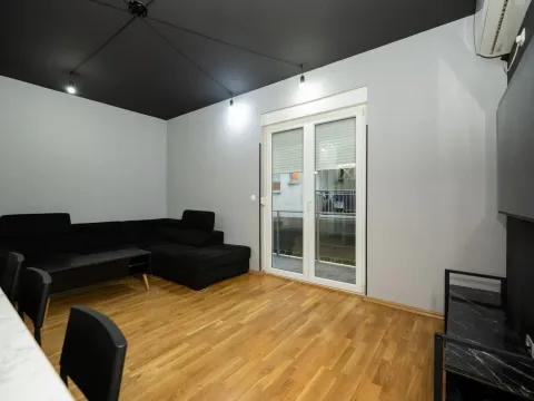 Izdavanje, jednosoban stan, 63m², Momišići, Podgorica - image 5