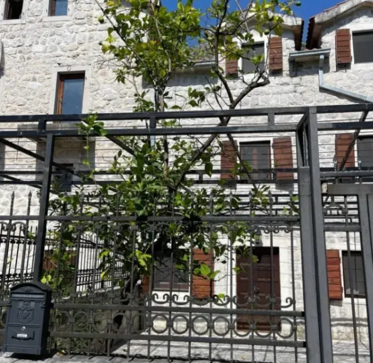 Sale, house, 120m², Herceg Novi, Crna Gora