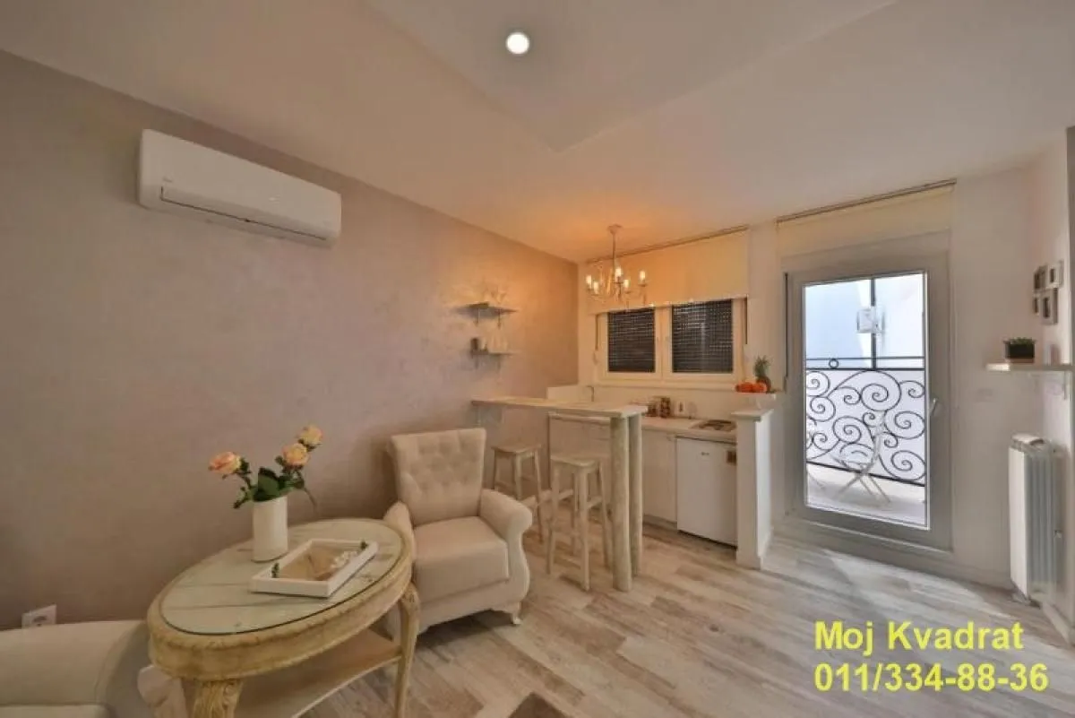 Izdavanje, jednosoban stan, 35m², Stari Grad, Beograd