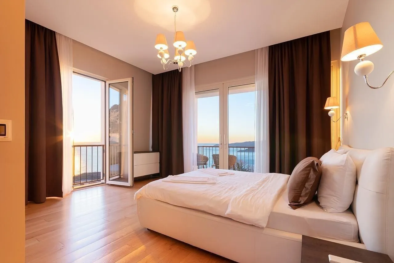 Prodaja, kuća, 600m², Sveti Stefan, Budva
