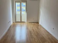 Izdavanje, jednosoban stan, 40m², Central Point, Podgorica - image 3