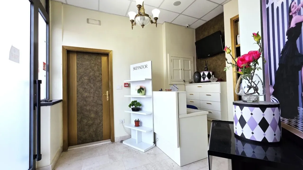 Sale, office space, 60m², Pejton, Podgorica