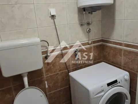 Izdavanje, trosoban stan, 65m², Detelinara, Novi Sad Sve Podlokacije - image 9