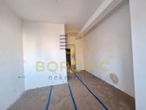 Prodaja, dvosoban stan, 68m², Kluz, Zvezdara Sve Podlokacije - image 8