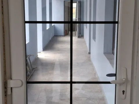 Prodaja, kuća, 200m², Karlovčić, Pećinci - image 8