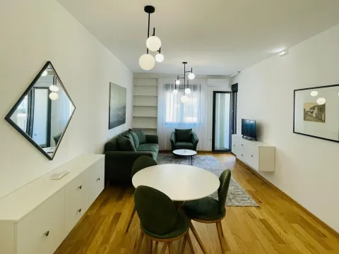 Izdavanje, stan, 46m², City Kvart, Podgorica - image 11