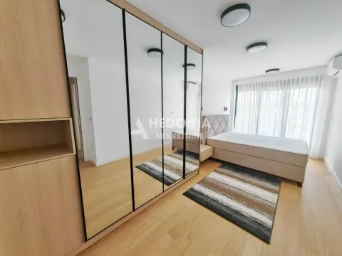 Rent, four bedroom apartment, 133m², Autokomanda, Voždovac Sve Podlokacije - image 13