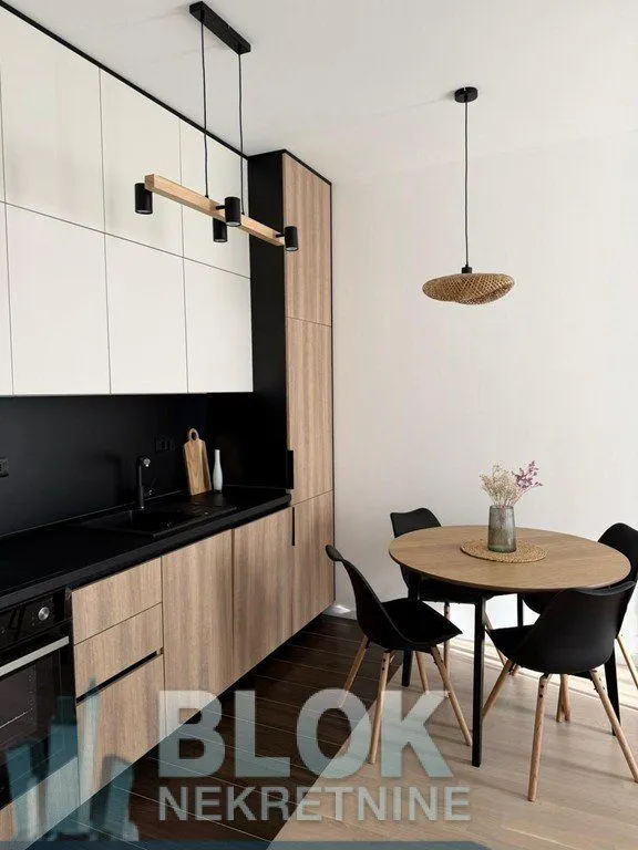 Izdavanje, jednosoban stan, 38m², Tološi, Podgorica