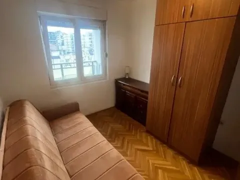 Rent, two bedroom apartment, 61m², Blok 6, Podgorica - image 9