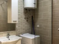 Izdavanje, dvosoban stan, 55m², Centar, Tivat - image 12