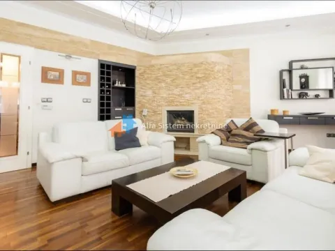 Rent, four bedroom apartment, 140m², Stari Grad, Beograd - image 9