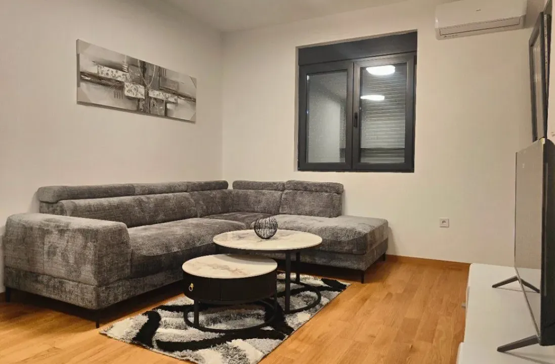 Rent, two bedroom apartment, 53m², City Kvart, Podgorica
