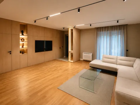 Izdavanje, kuća, 130m², Ibričevina, Podgorica - image 7