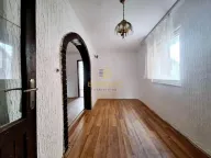 Sale, house, 188m², Voždovac Sve Podlokacije, Beograd - image 8