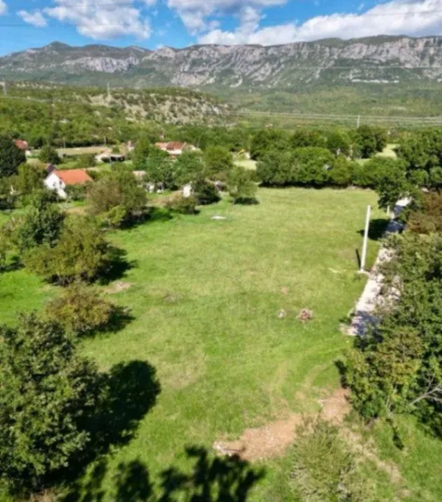 Sale, land lot, 2000m², Donji Martinići, Danilovgrad
