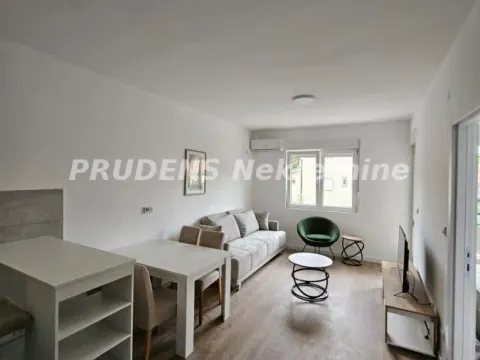 Rent, one bedroom apartment, 35m², Ledine, Beograd - image 2