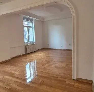 Izdavanje, garsonjera, 144m², Vračar Sve Podlokacije, Beograd - image 5