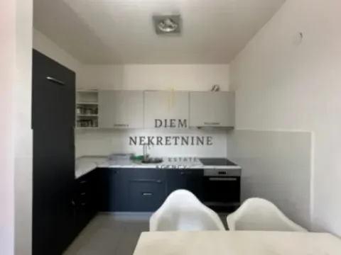 Izdavanje, dvosoban stan, 70m², Stari Aerodrom, Podgorica - image 4