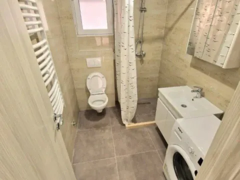 Izdavanje, jednosoban stan, 40m², Šušanj, Bar - image 5