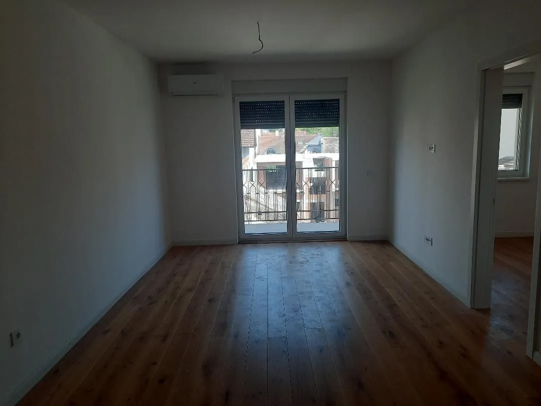 Prodaja, dvosoban stan, 50m², Sremska Mitrovica, Srbija