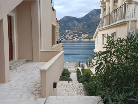 Rent, one bedroom apartment, 45m², Lepetani, Tivat - image 4