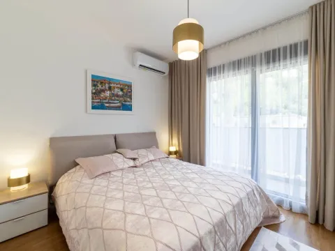 Rent, two bedroom apartment, 69m², Donja Lastva, Tivat - image 6