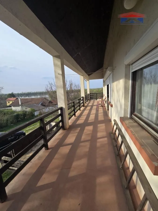 Prodaja, kuća, 104m², Banoštor, Beočin
