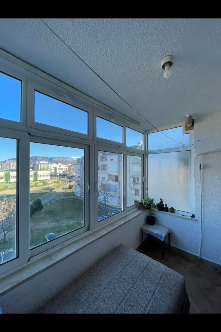 Prodaja, jednosoban stan, 61m², Stari Aerodrom, Podgorica