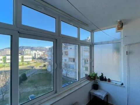 Prodaja, jednosoban stan, 61m², Stari Aerodrom, Podgorica - image 3