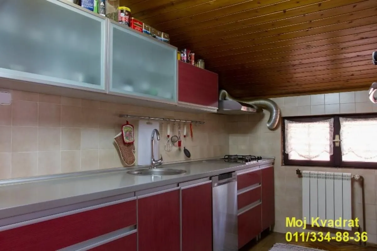 Sale, apartment, 177m², Čukarica, Beograd