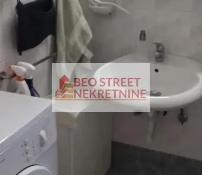 Izdavanje, četvorosoban stan, 87m², Stari Grad, Beograd - image 7