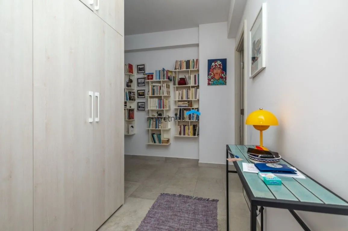 Prodaja, trosoban stan, 142m², Centar, Podgorica