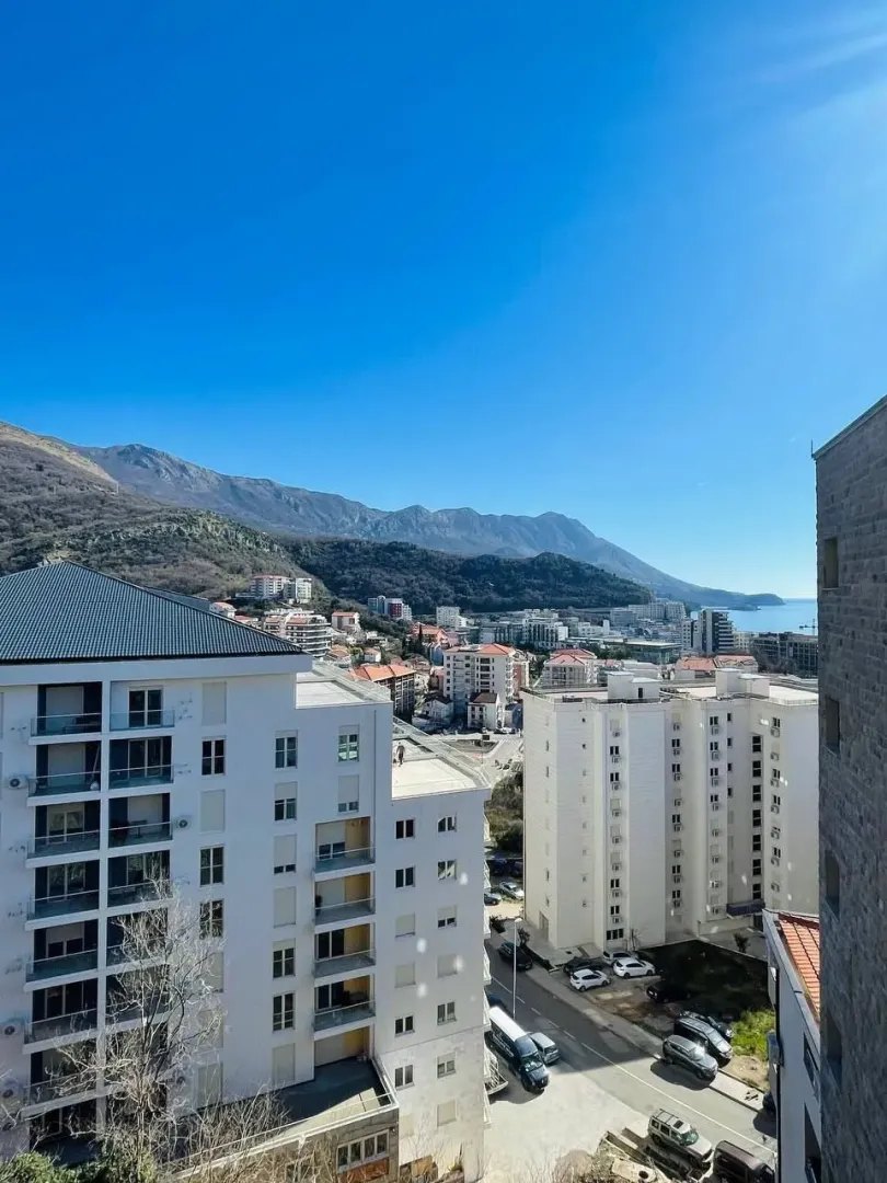 Rent, one bedroom apartment, 48m², Bečići, Budva