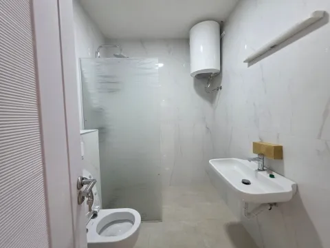 Prodaja, jednosoban stan, 50m², Bečići, Budva - image 11